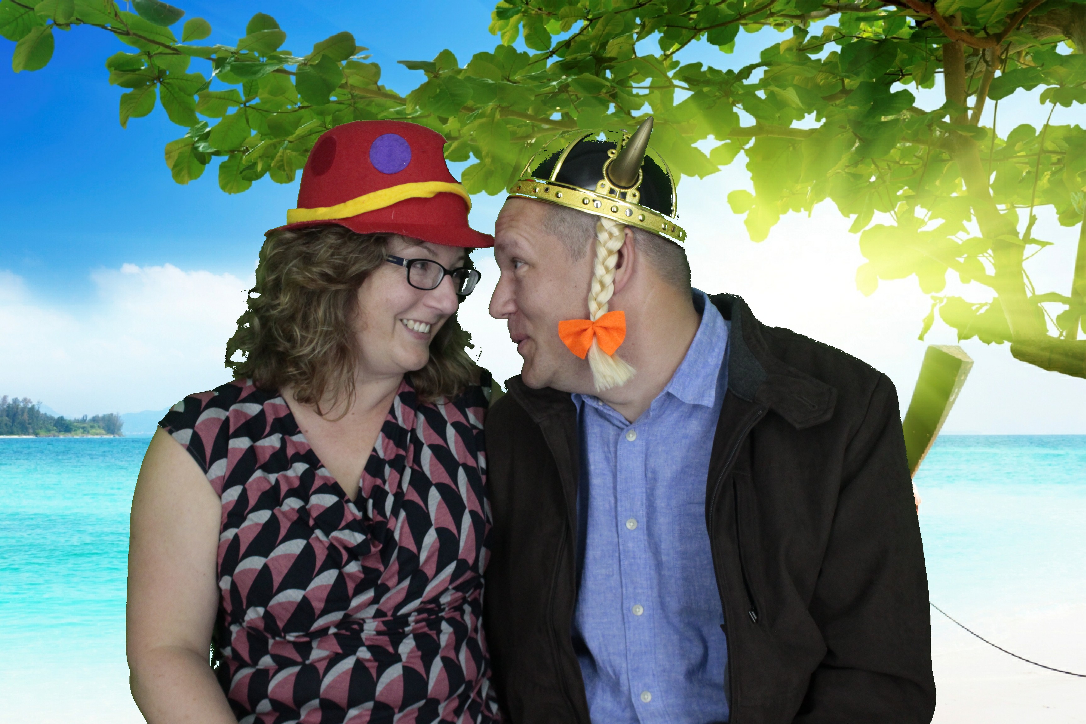 Mr & Mrs Austine | View more photos from the event at gallery.myphotoboothexperience.co.uk/u/MyPhotoBoothExperienceLtd/Mr-Mrs-Austine